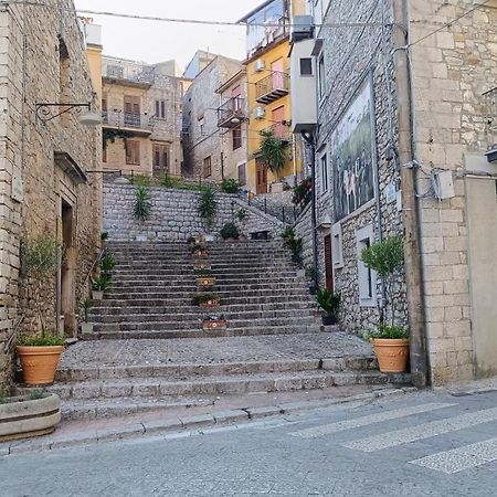 Casa Vacanze Caccamo Santa Lucia Buitenkant foto