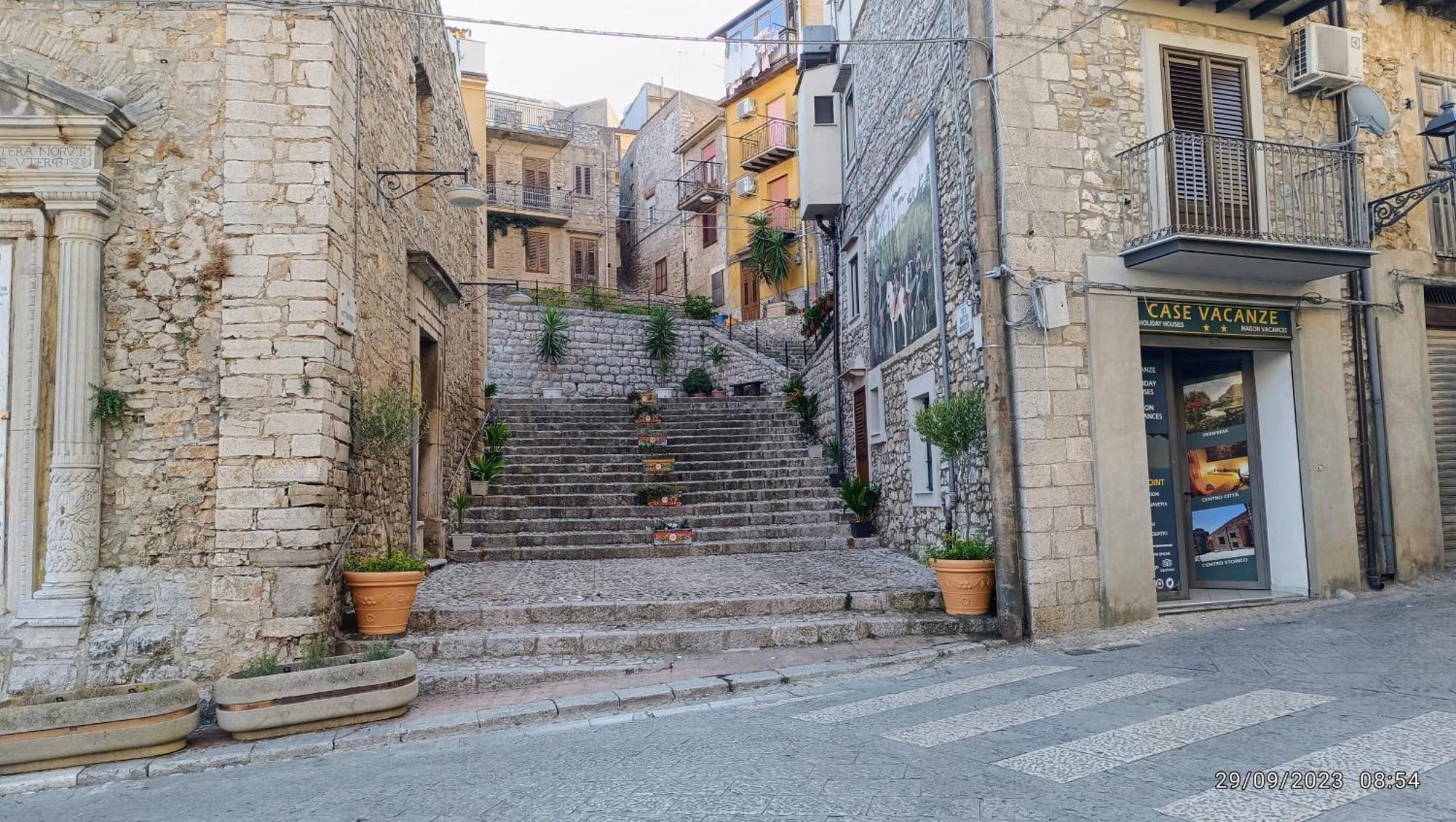 Casa Vacanze Caccamo Santa Lucia Buitenkant foto