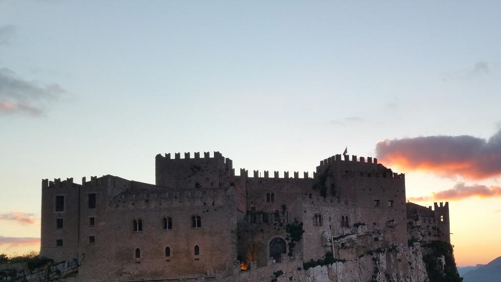 Casa Vacanze Caccamo Santa Lucia Buitenkant foto