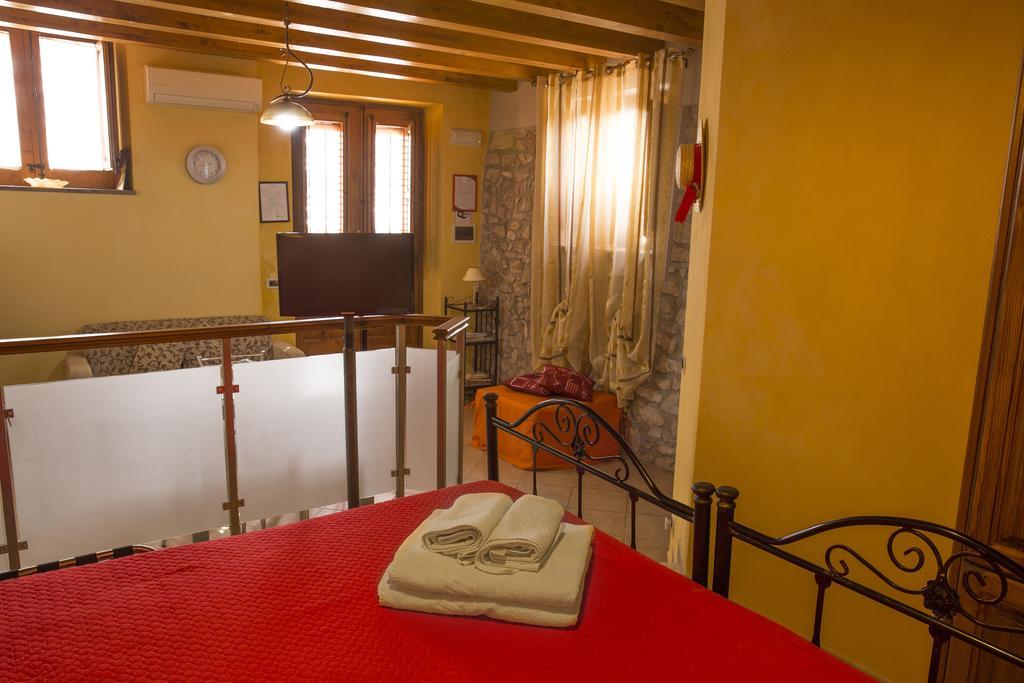 Casa Vacanze Caccamo Santa Lucia Buitenkant foto