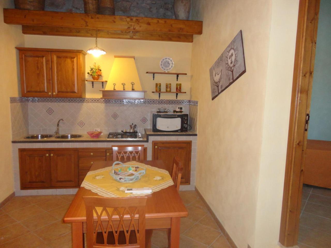 Casa Vacanze Caccamo Santa Lucia Buitenkant foto